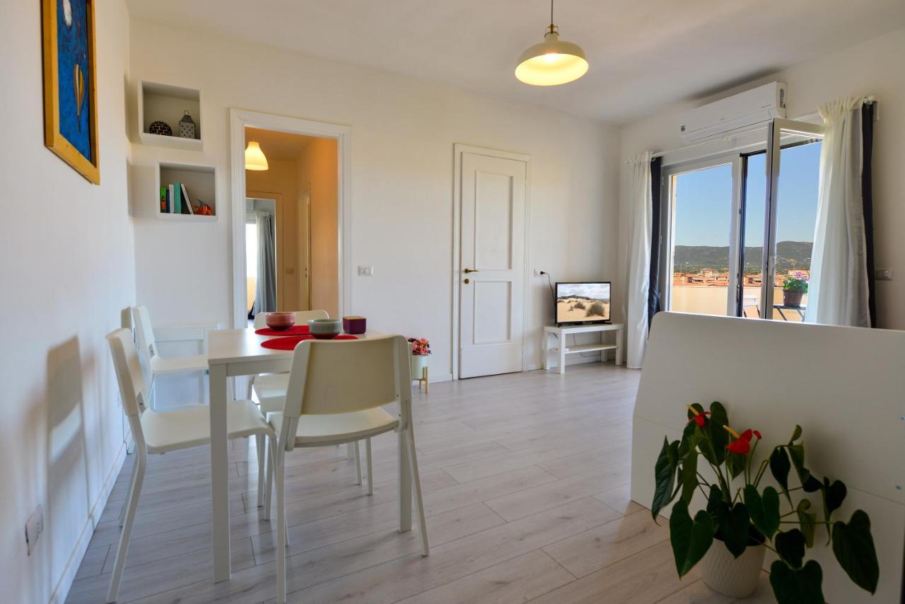 Lyceum Flat Apartment Olbia Bagian luar foto