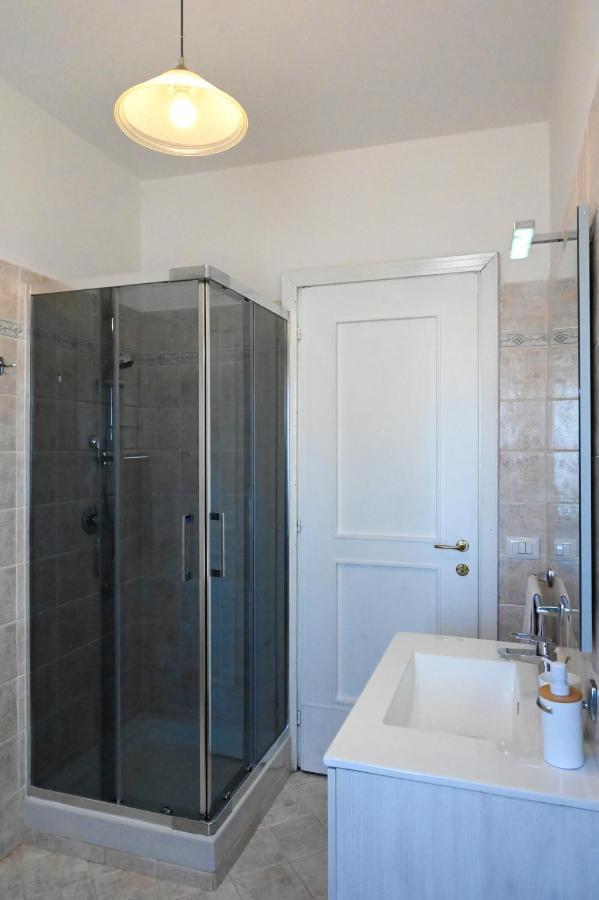 Lyceum Flat Apartment Olbia Bagian luar foto